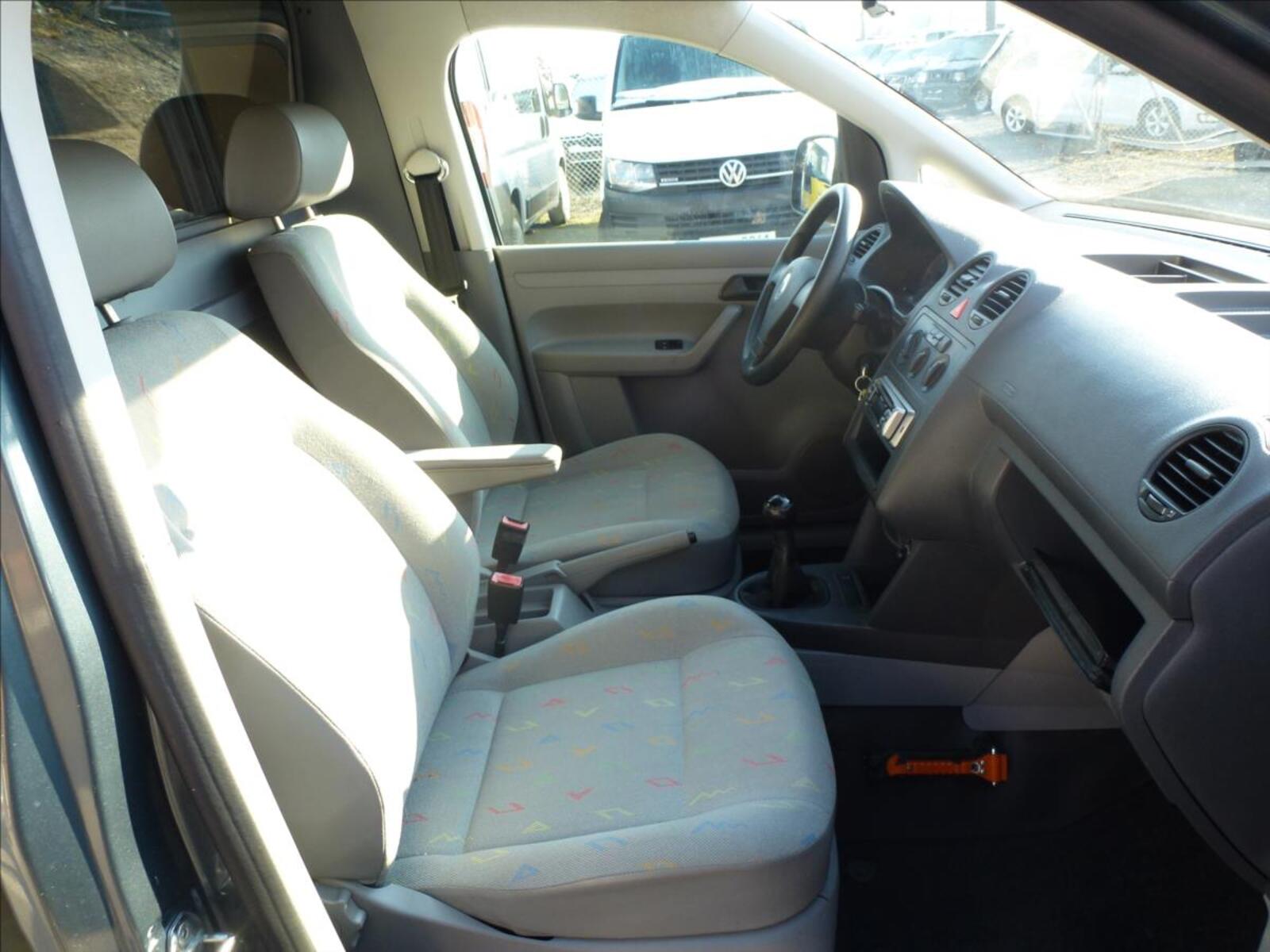 Volkswagen Caddy 23