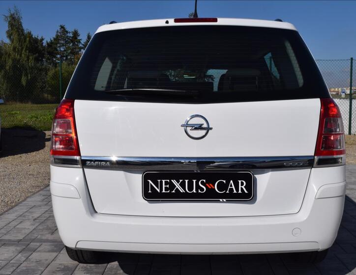 Opel Zafira 6