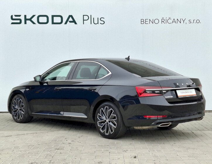 Škoda Superb 13