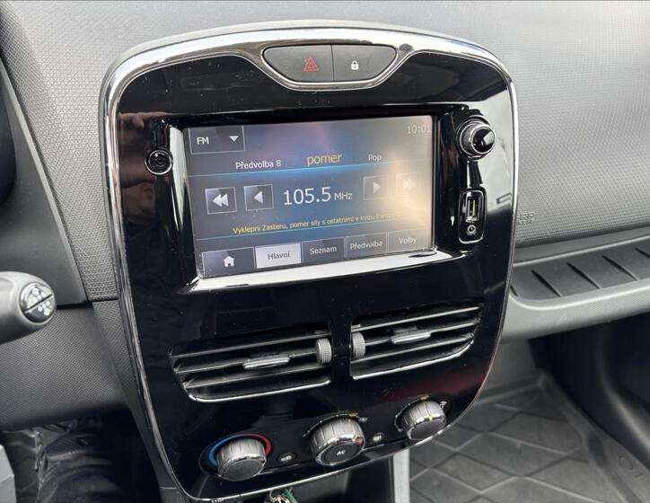 Renault Clio 24