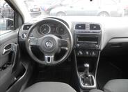 Volkswagen Polo 13