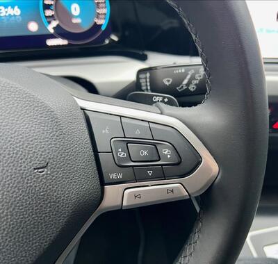 Volkswagen Golf 26