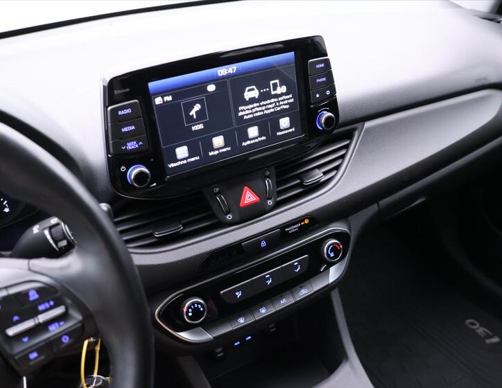 Hyundai i30 20
