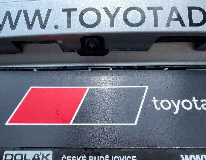 Toyota C-HR 13