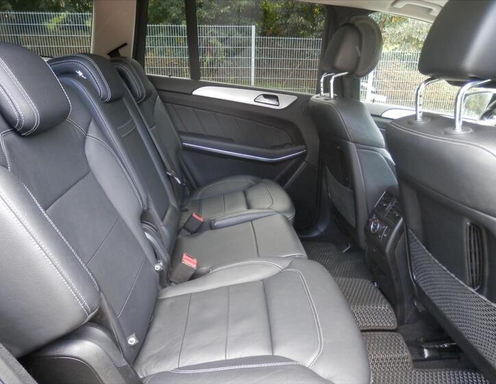 Mercedes-Benz GL 18