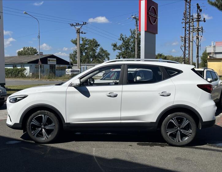 MG ZS 7