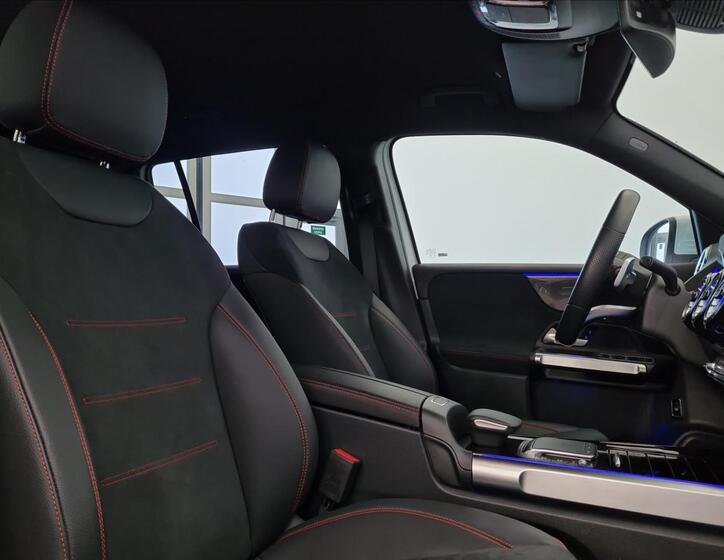 Mercedes-Benz GLB 15