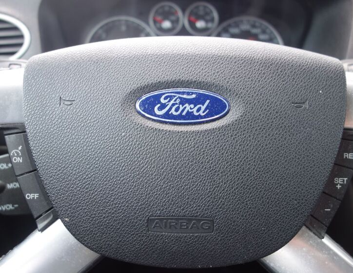 Ford Focus 12