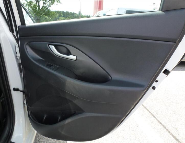 Hyundai i30 21