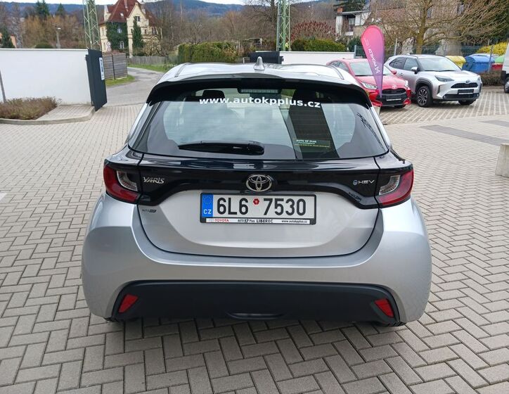 Toyota Yaris 26