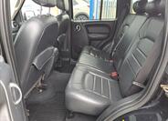 Jeep Cherokee 6