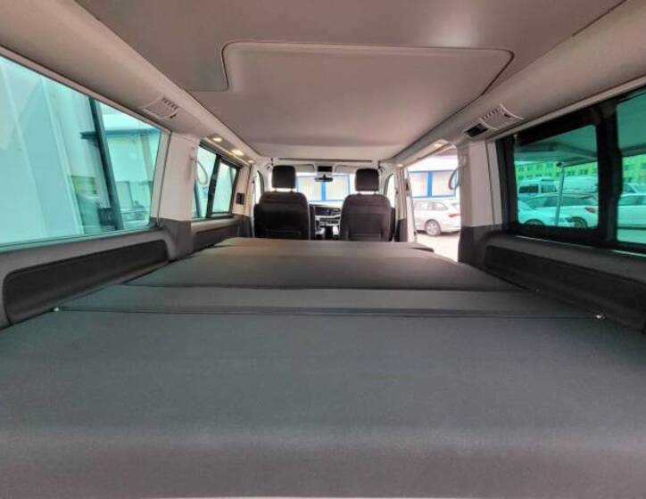 Volkswagen California 25