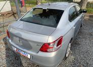 Peugeot 301 8