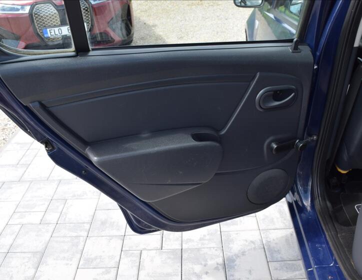 Dacia Sandero 24
