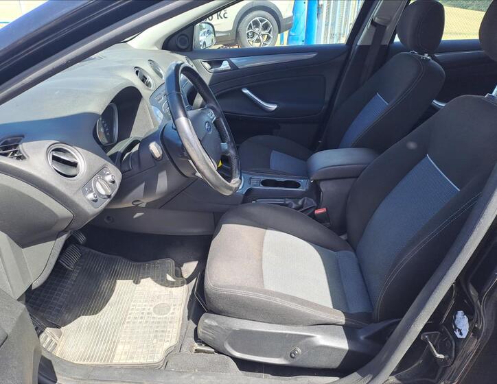 Ford Mondeo 5