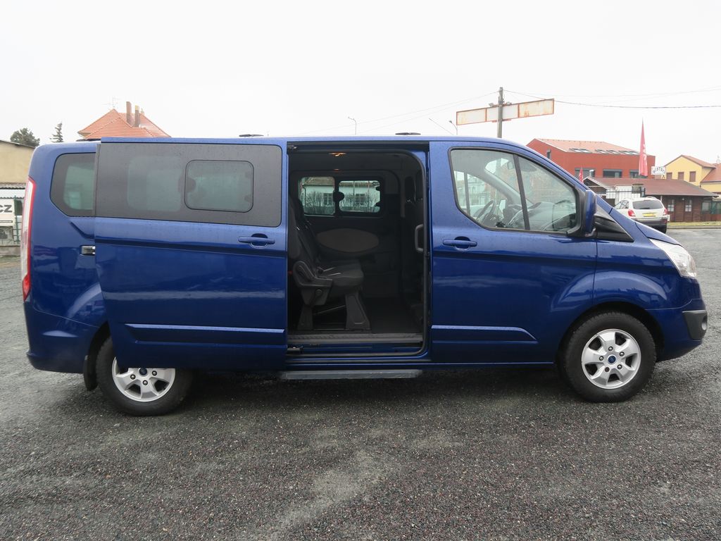 Ford Tourneo Custom