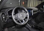 Volvo XC40 11