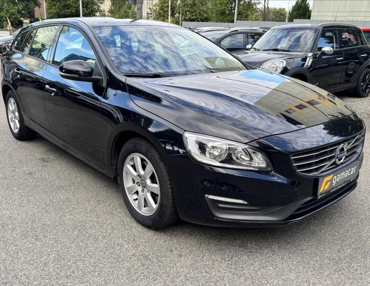 Volvo V60 13