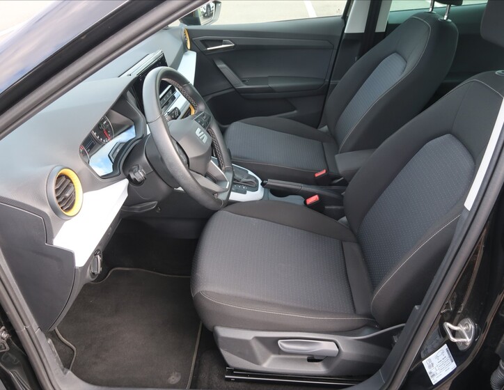 Seat Arona 11