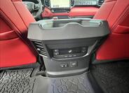 Toyota Sequoia 13