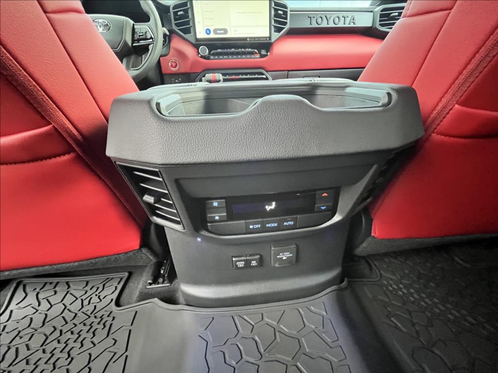Toyota Sequoia