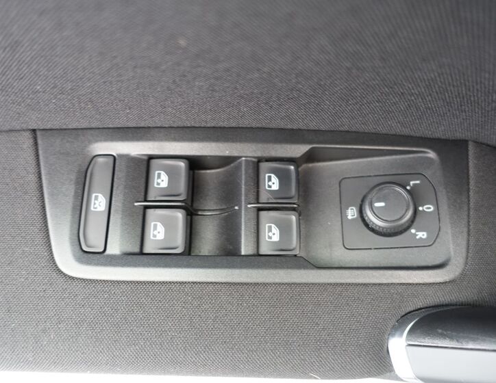 Volkswagen Touran 17