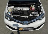Toyota Auris 13