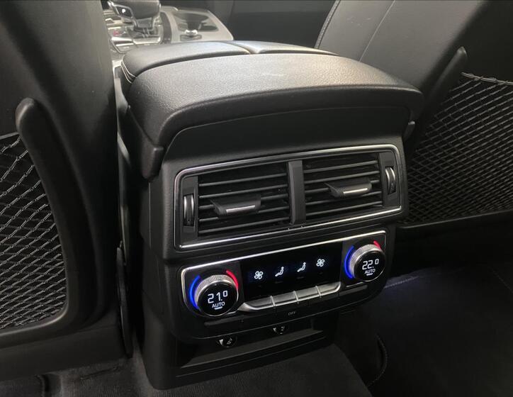 Audi Q7 16