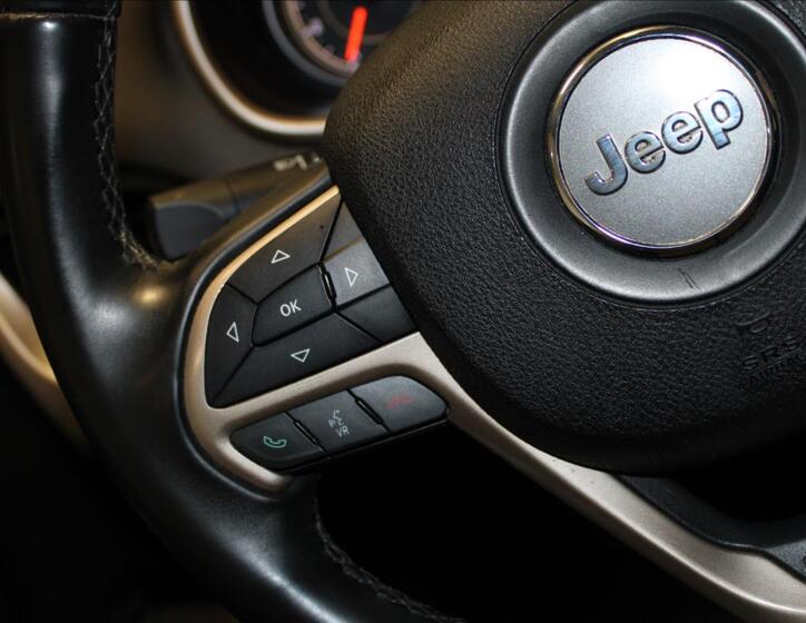 Jeep Cherokee 31