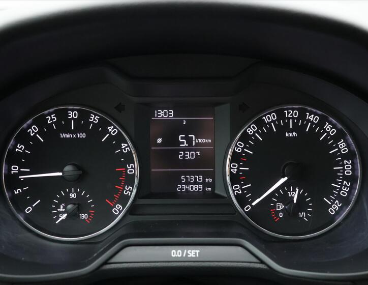 Škoda Octavia 16