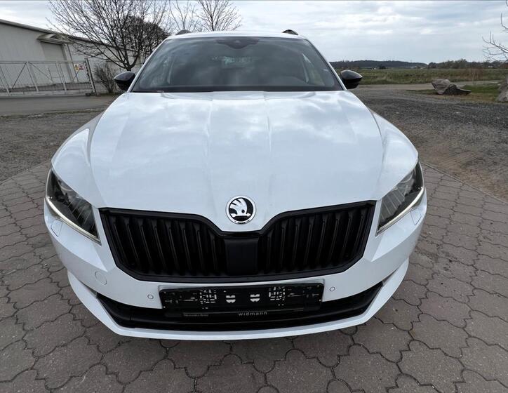Škoda Superb 10