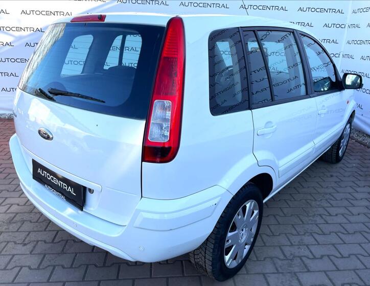 Ford Fusion 9