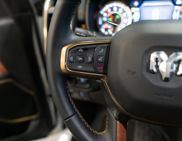 Dodge RAM 16