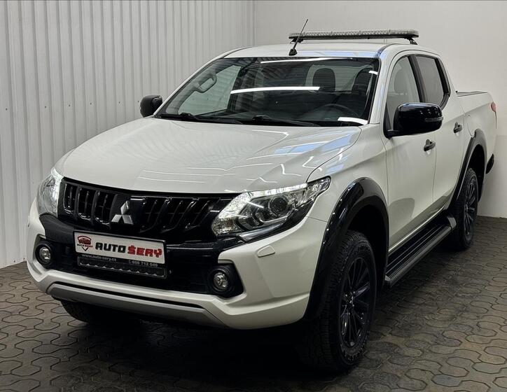 Mitsubishi L200 1