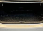 Lexus ES 300h 9