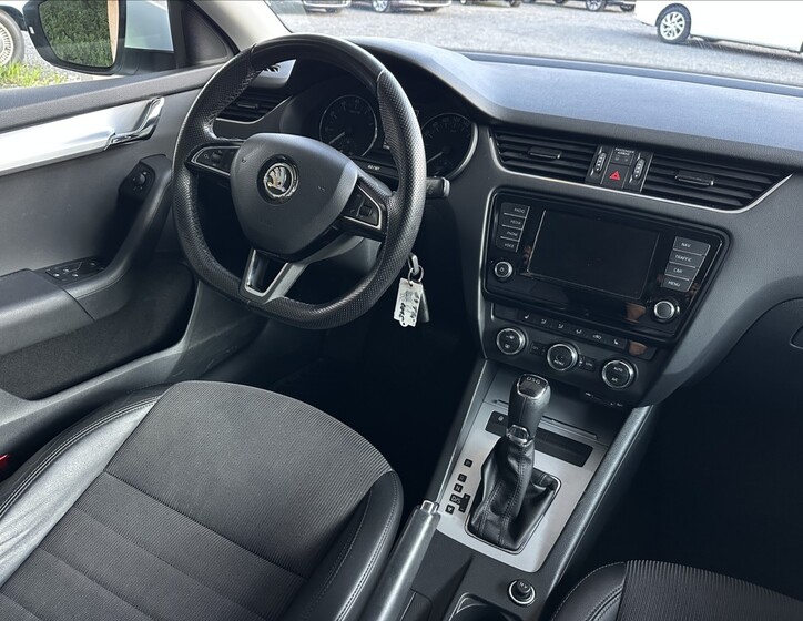 Škoda Octavia 9