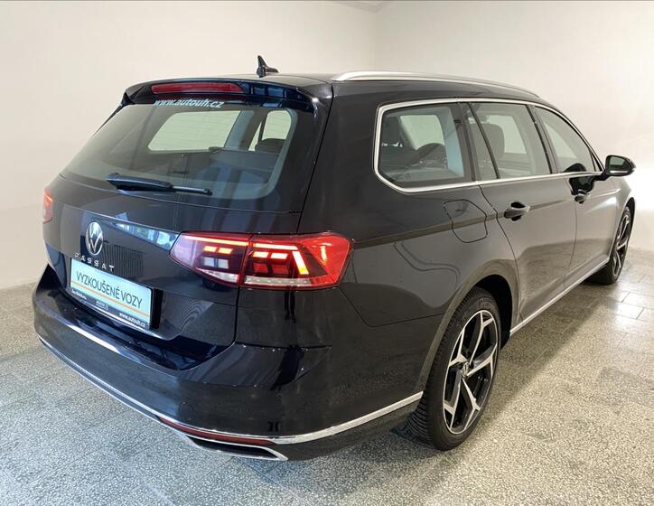 Volkswagen Passat 2
