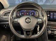 Volkswagen T-Roc 13