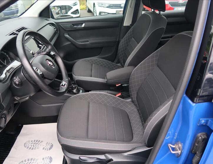 Škoda Fabia 12