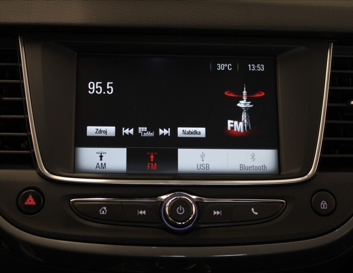 Opel Crossland X 12
