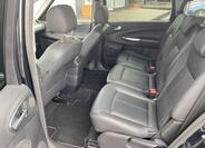 Ford S-MAX 11