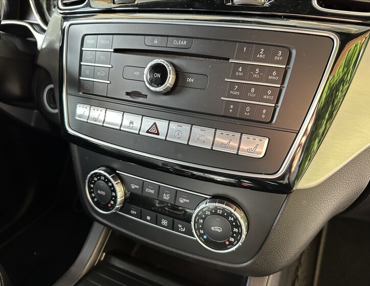 Mercedes-Benz GLE 11