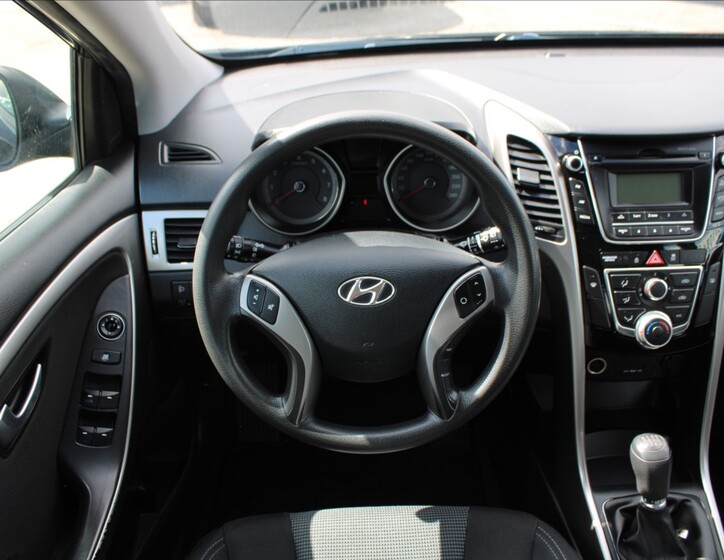 Hyundai i30 12
