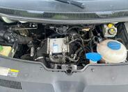 Volkswagen Caravelle 12