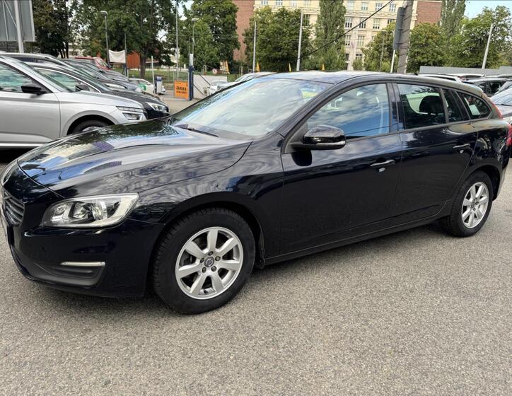 Volvo V60 3