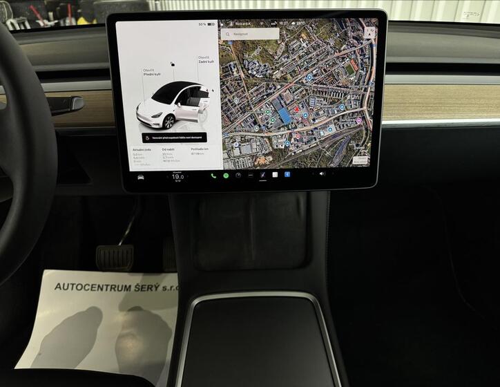 Tesla Model Y 17