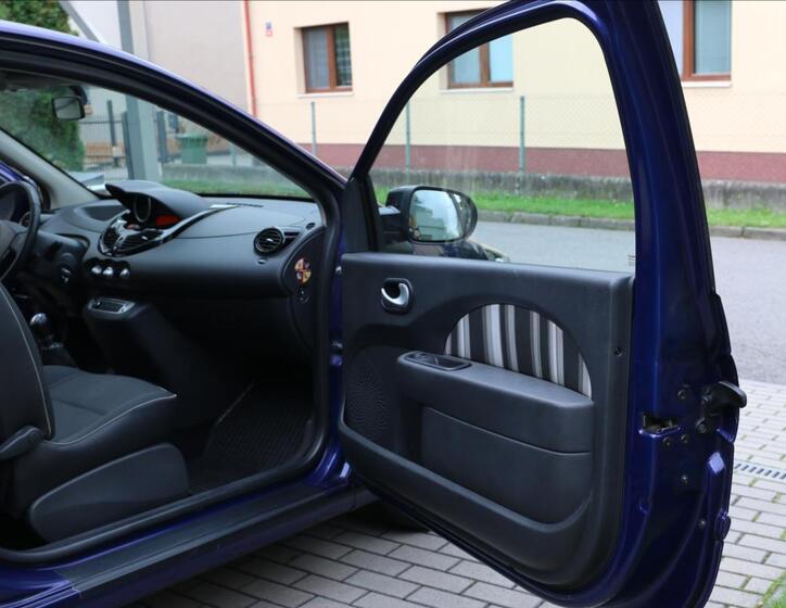 Renault Twingo 25
