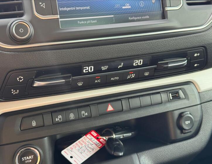 Toyota ProAce 14