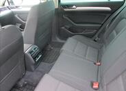 Volkswagen Passat 16