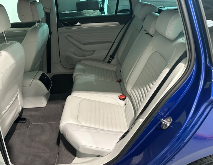Volkswagen Passat 8